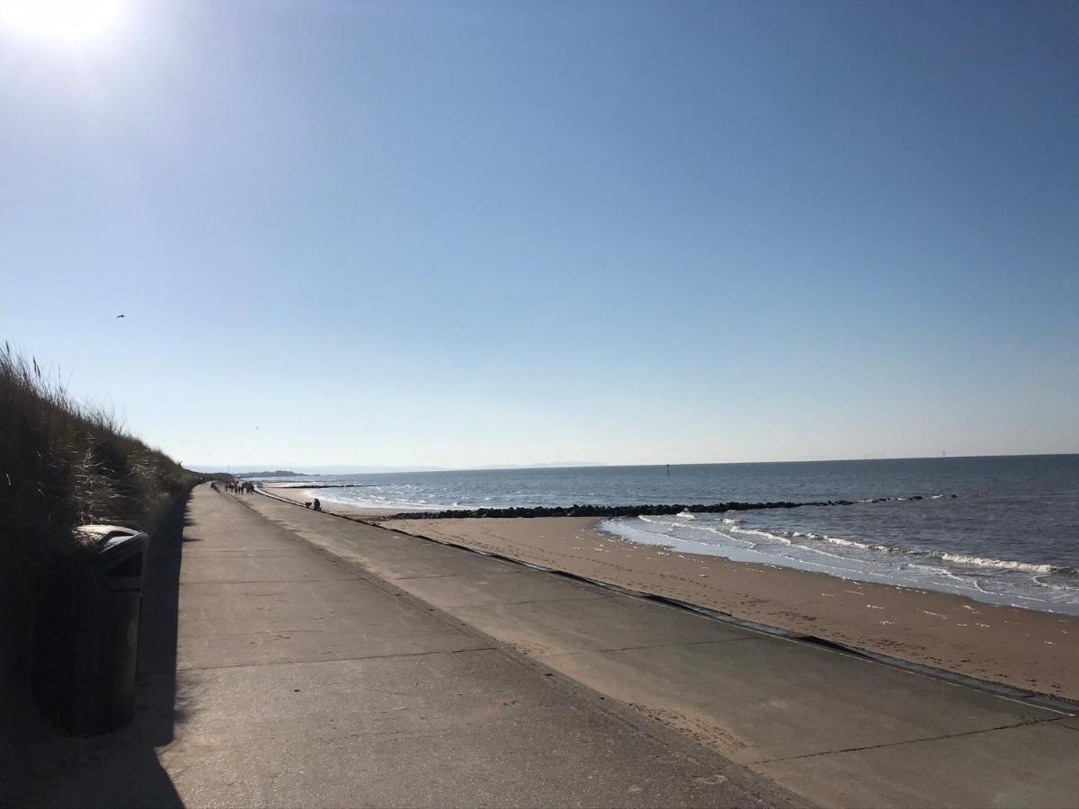 Lido Beach Resort Holiday Home 6 Berth Prestatyn Esterno foto
